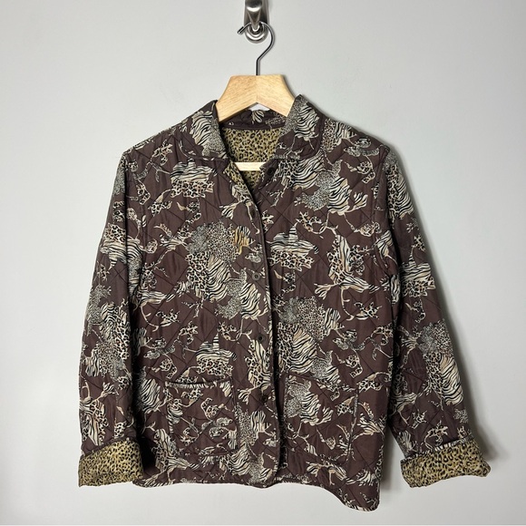 Vintage 100% Silk Quilted Coat Jacket Leopard cheetah Animal Print Reversible K - Picture 1 of 10